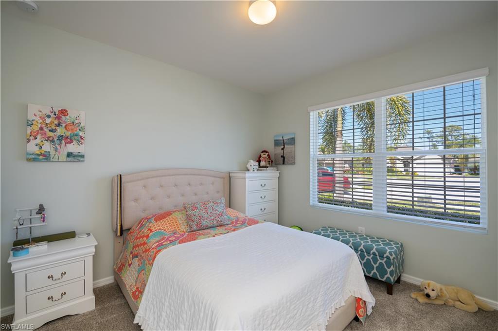 ENTRADA - Residential