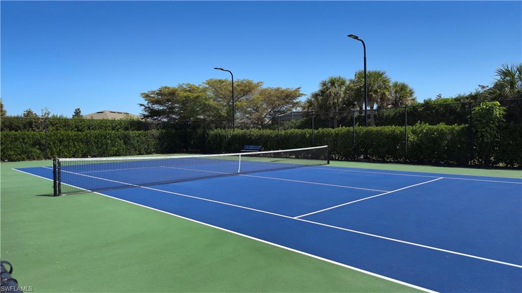 ENTRADA - Residential