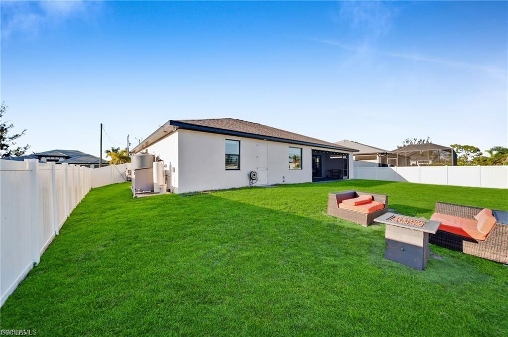 CAPE CORAL - Residential