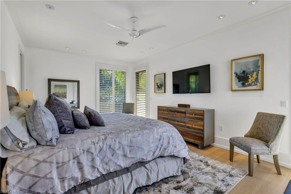 OLDE NAPLES - Residential