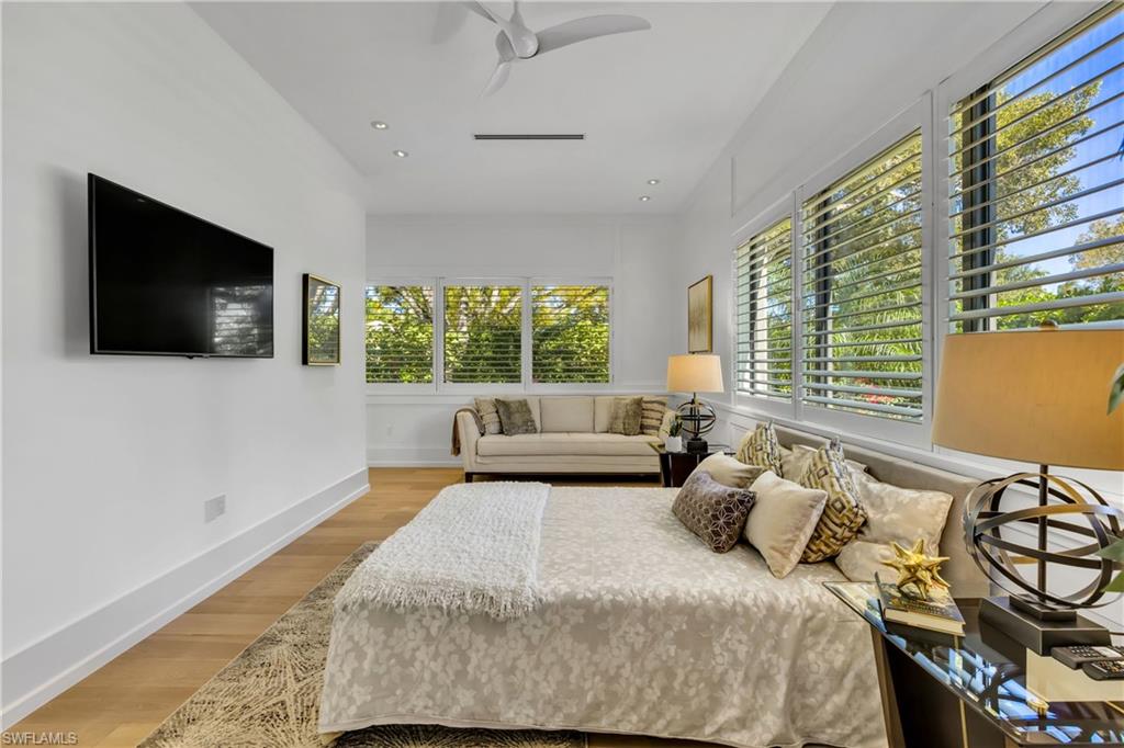 OLDE NAPLES - Residential