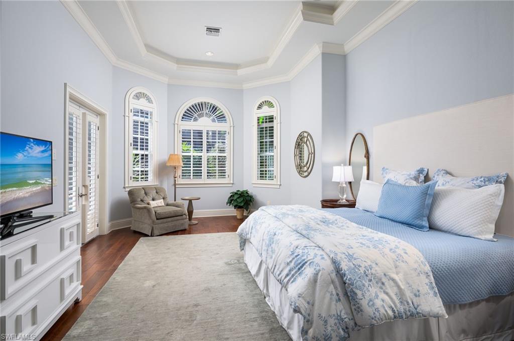 MOORINGS - Residential