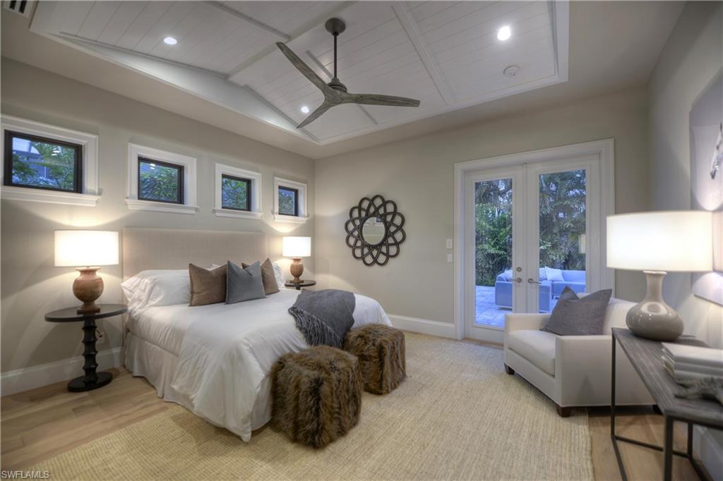 MOORINGS - Residential