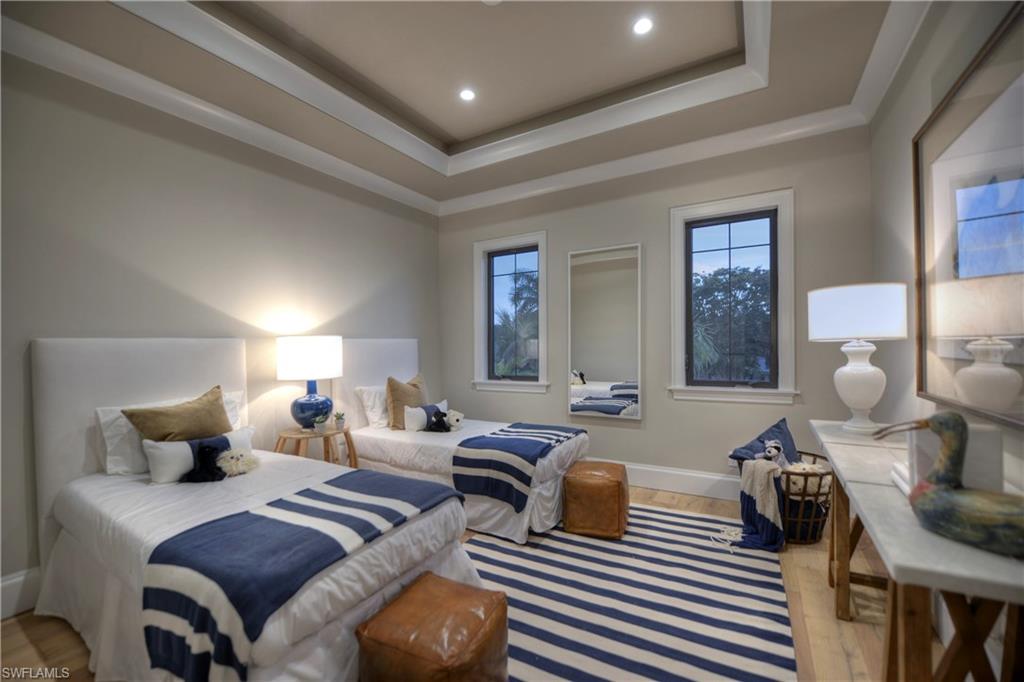 MOORINGS - Residential