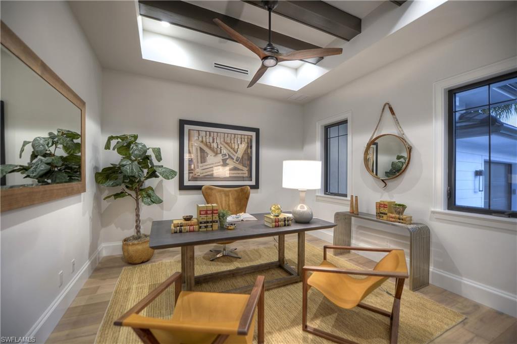 MOORINGS - Residential