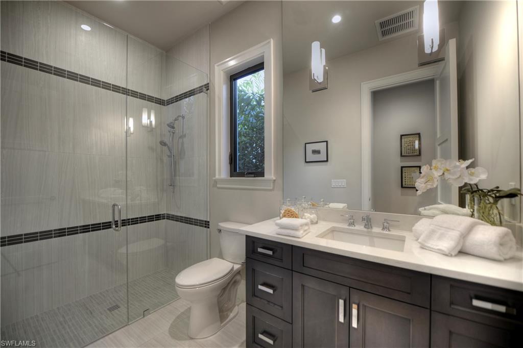 MOORINGS - Residential