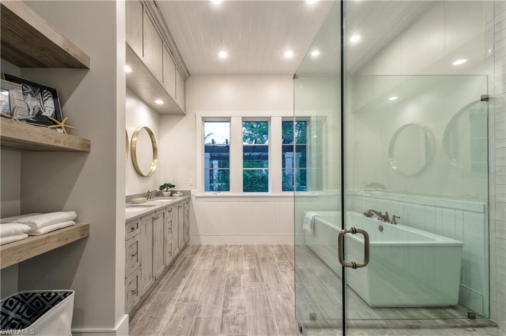 OLDE NAPLES - Residential