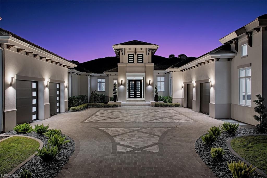 BAY WOODS - Residential