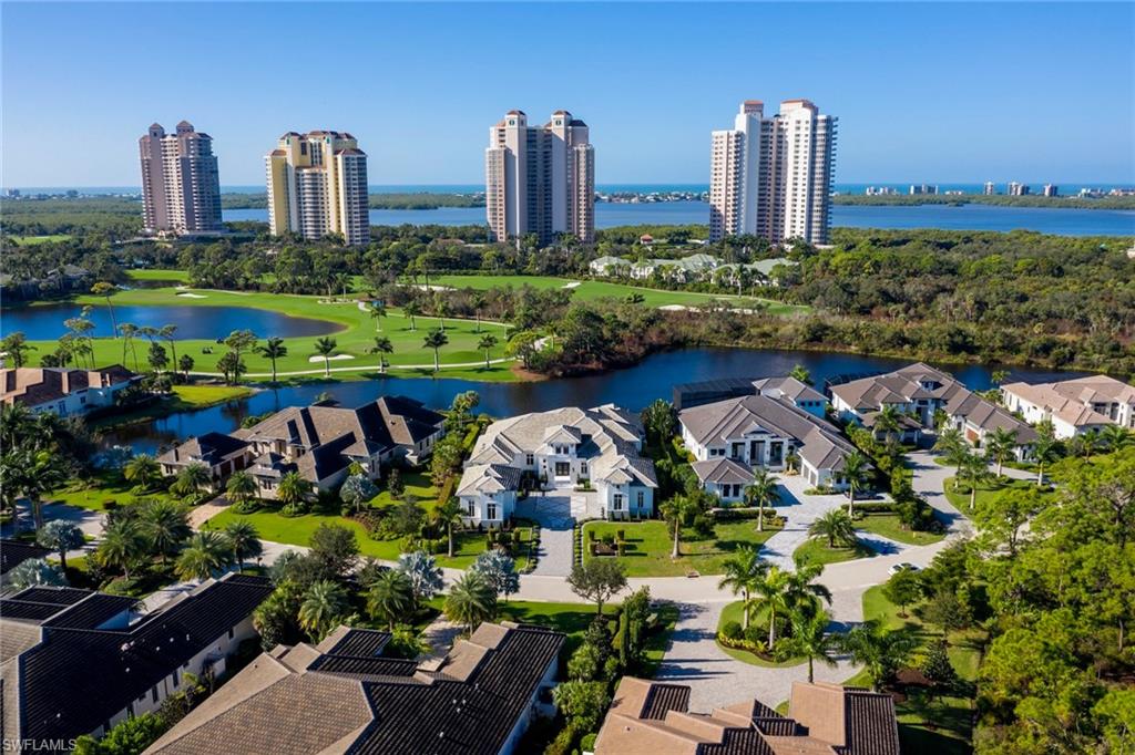 BAY WOODS - Residential