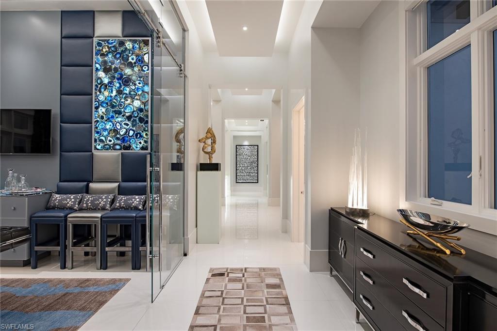 BAY WOODS - Residential