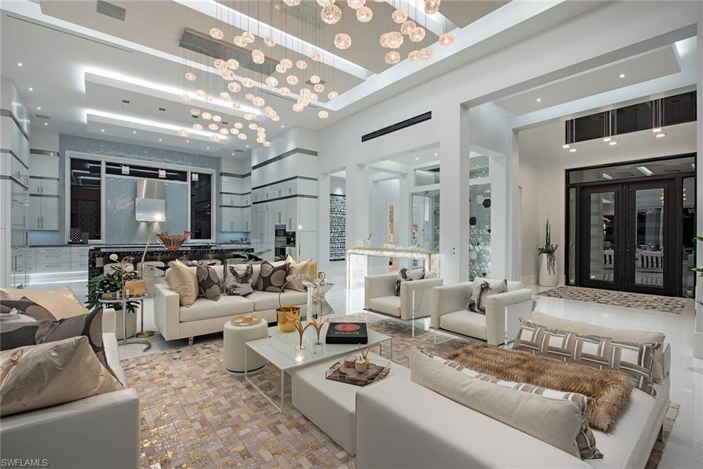 BAY WOODS - Residential