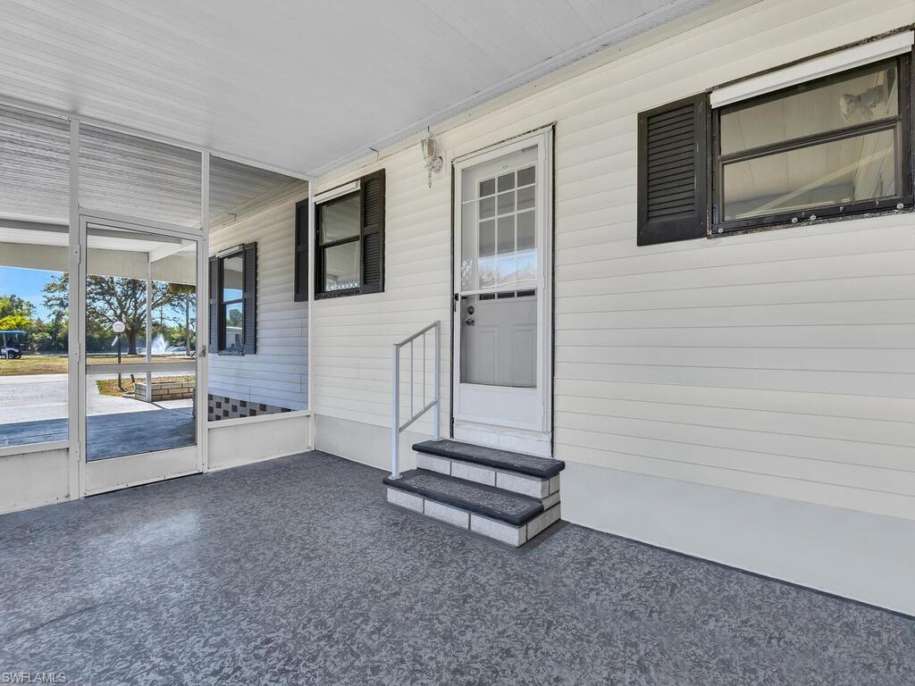 CRYSTAL LAKES - Residential