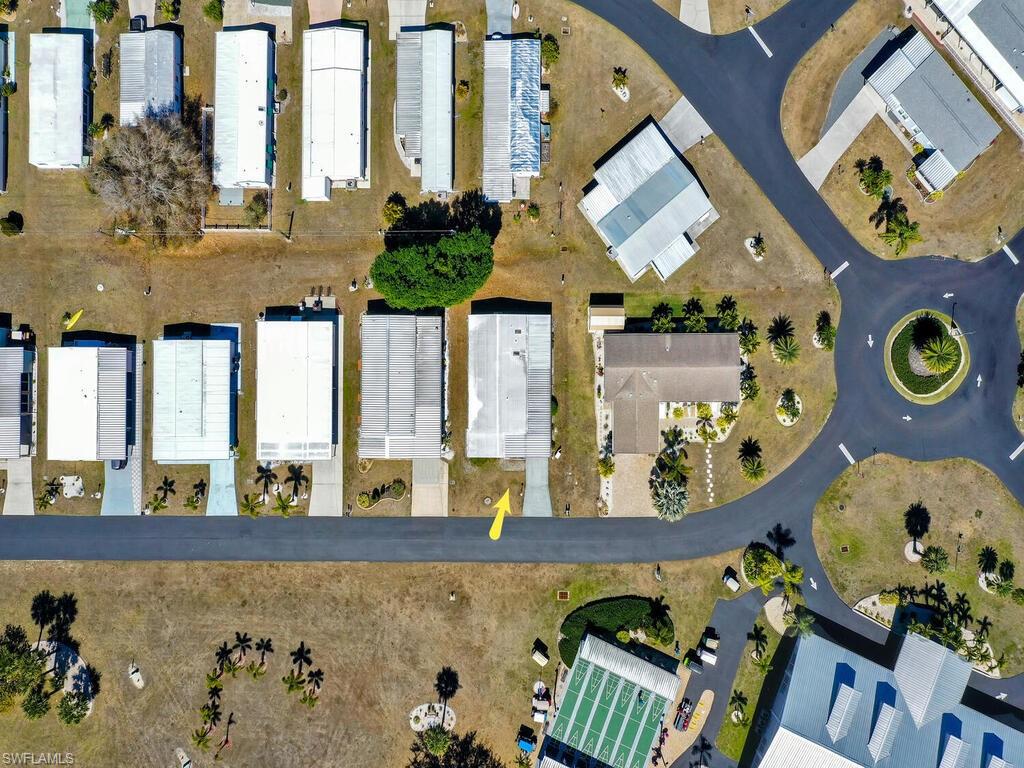 CRYSTAL LAKES - Residential