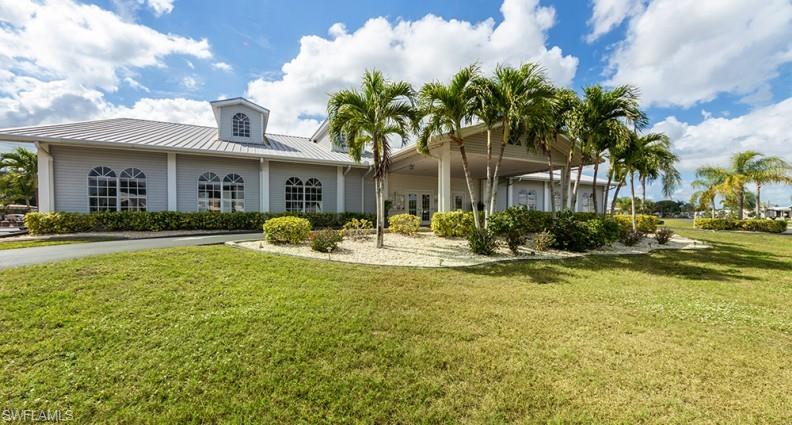 CRYSTAL LAKES - Residential