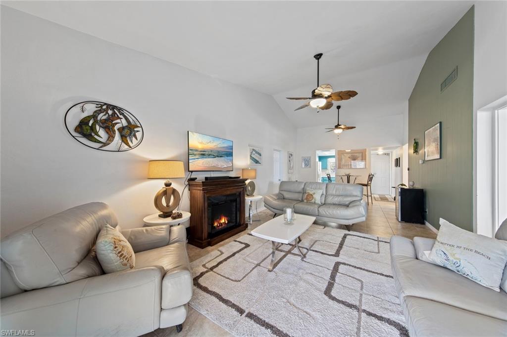 COUNTRY CLUB ESTATES CONDO - Residential