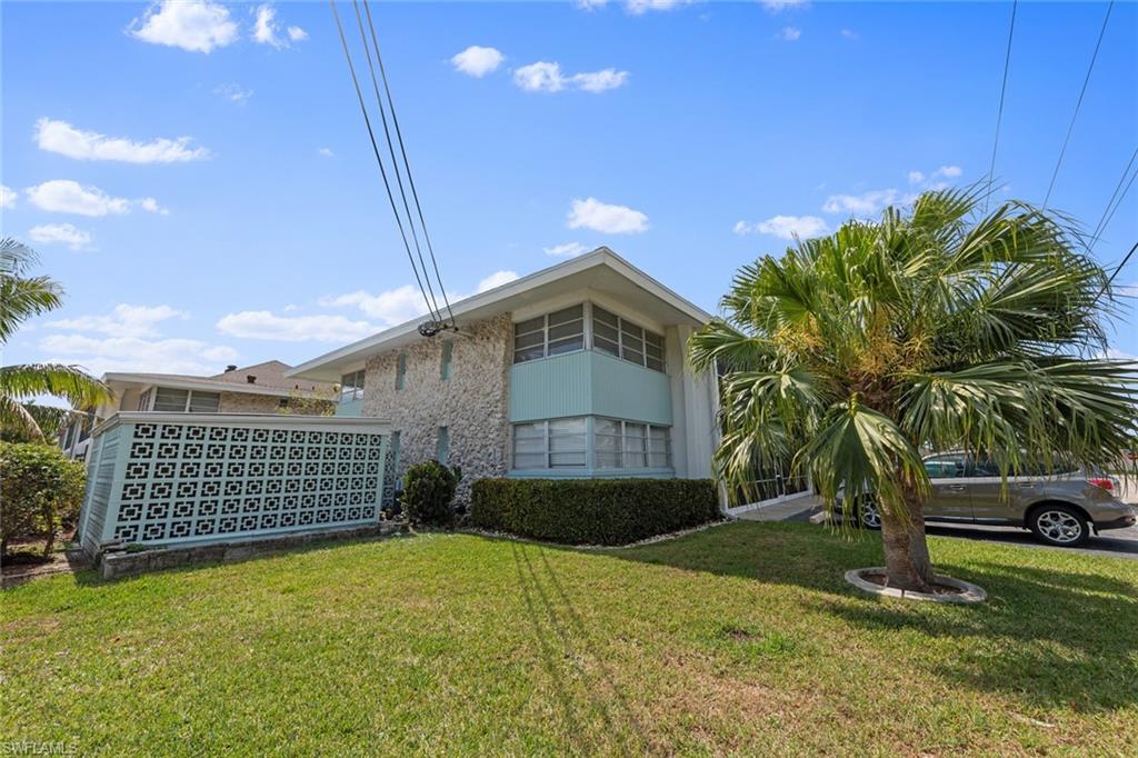 COUNTRY CLUB ESTATES CONDO - Residential