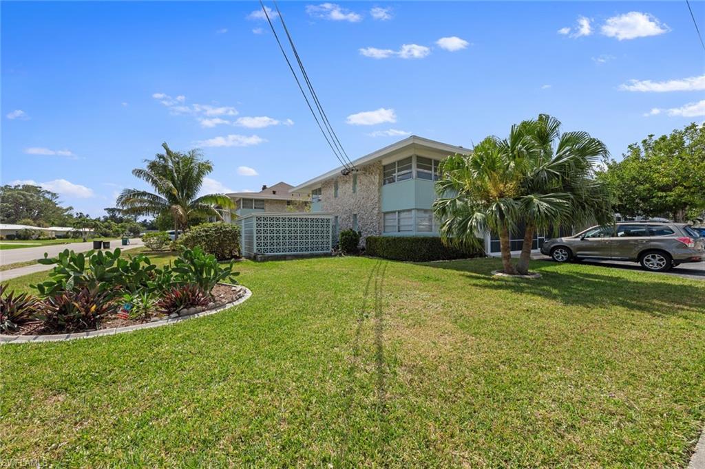 COUNTRY CLUB ESTATES CONDO - Residential