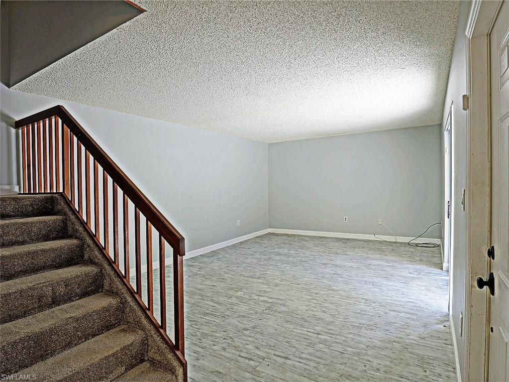 VILLAGE OF CEDARBEND - Residential