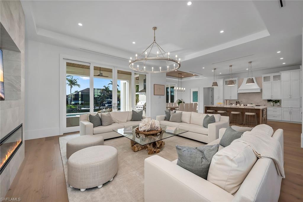 MARCO ISLAND - Residential