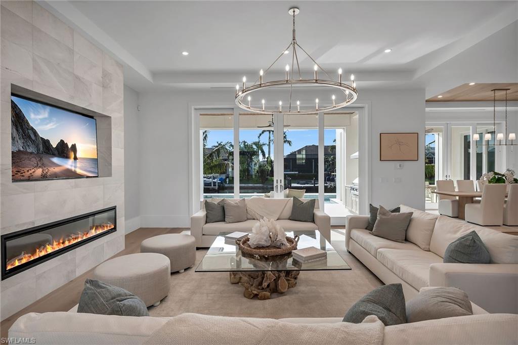 MARCO ISLAND - Residential