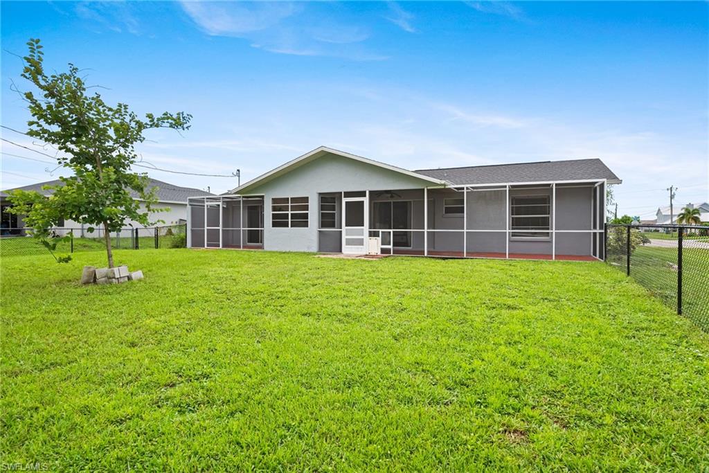 CAPE CORAL - Residential Lease