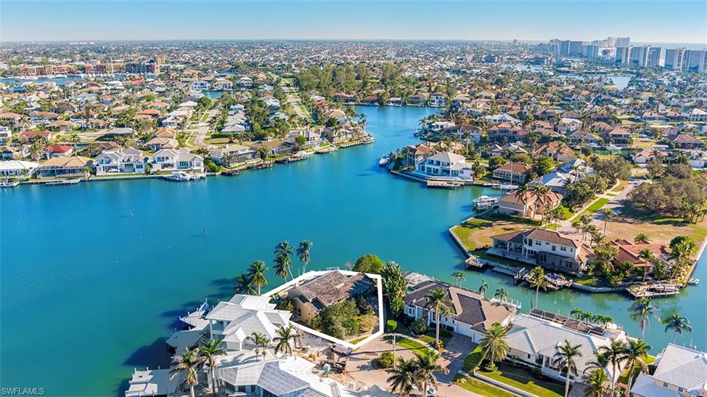 MARCO BEACH - Residential