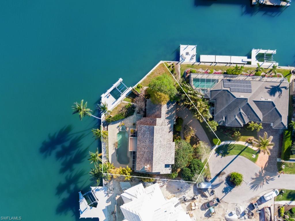 MARCO BEACH - Residential