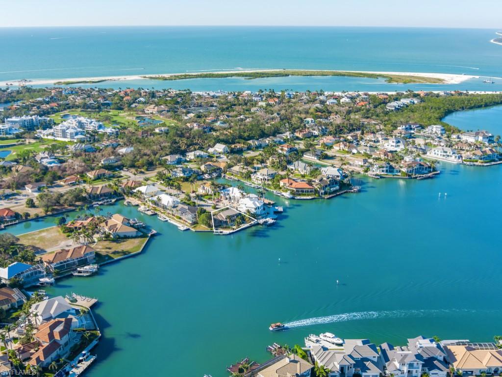 MARCO BEACH - Residential