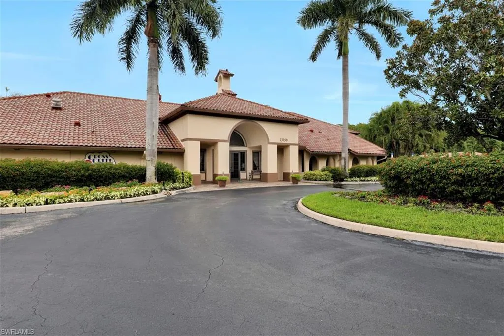 Fort Myers, Florida 33912, United States, 2 Bedrooms Bedrooms, ,2 BathroomsBathrooms,Residential,Active,55030