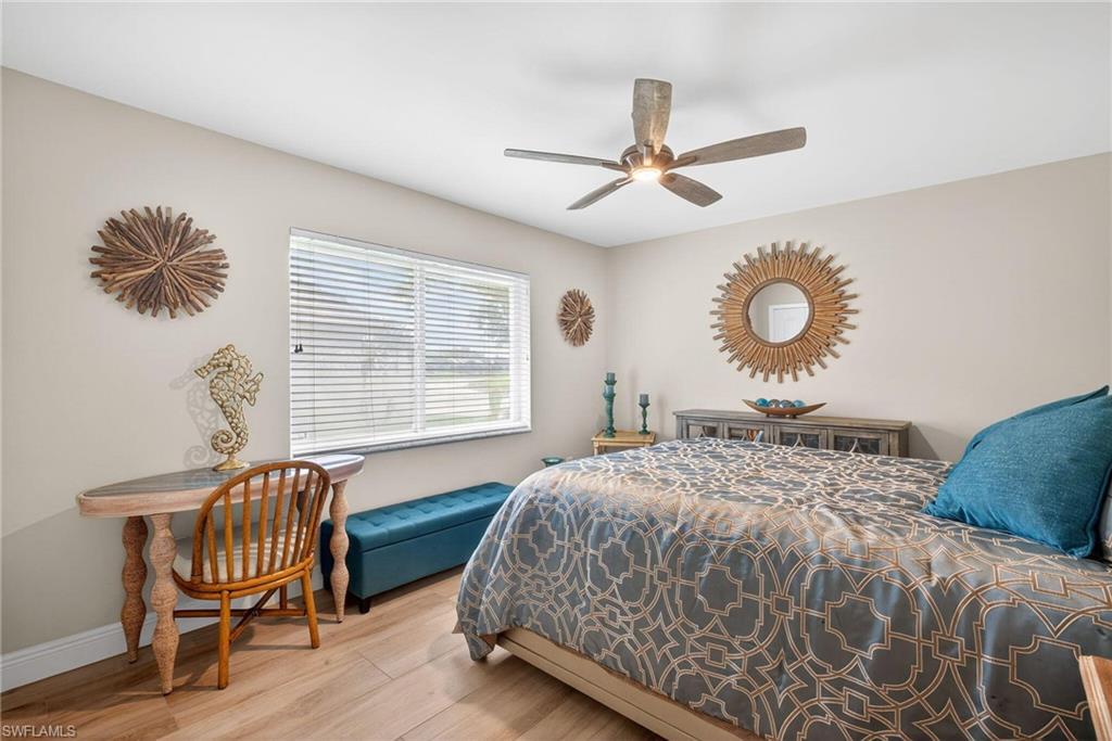 LONGSHORE LAKE - Residential