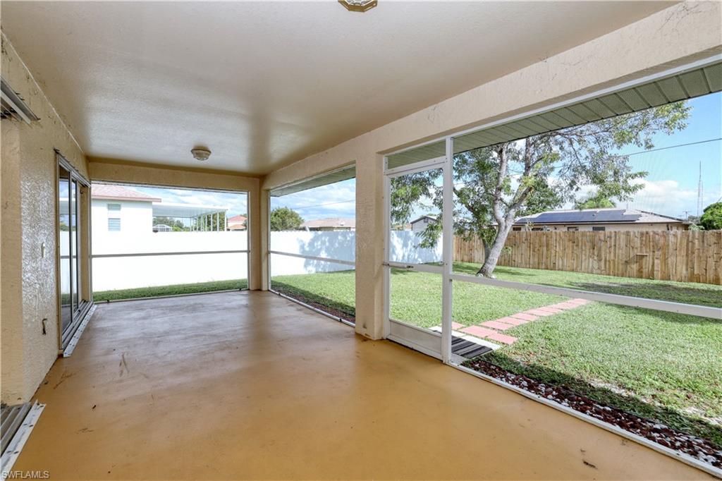 CAPE CORAL - Residential