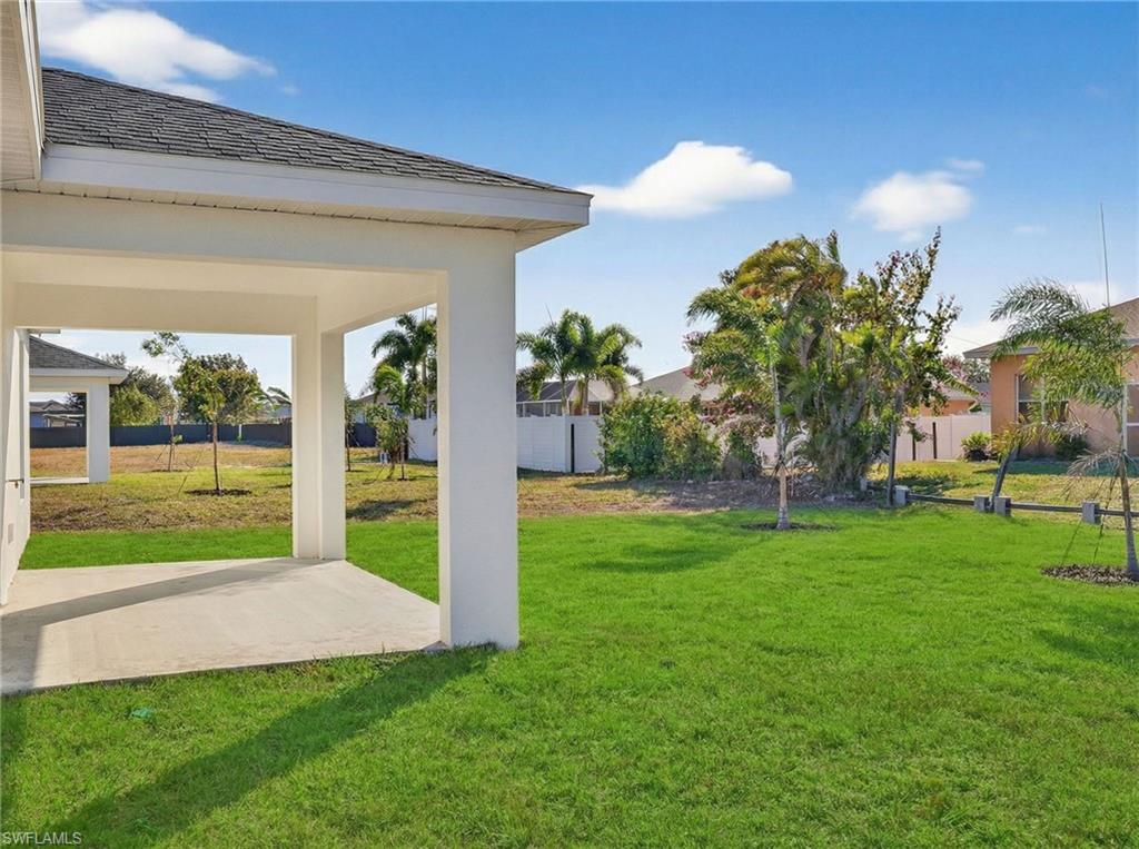 CAPE CORAL - Residential