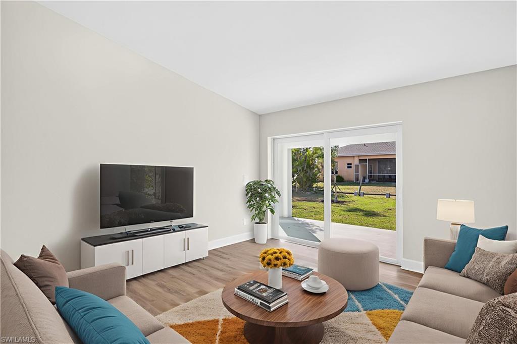 CAPE CORAL - Residential