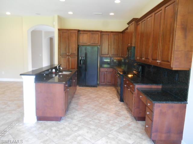 BOTANICA LAKES - Residential