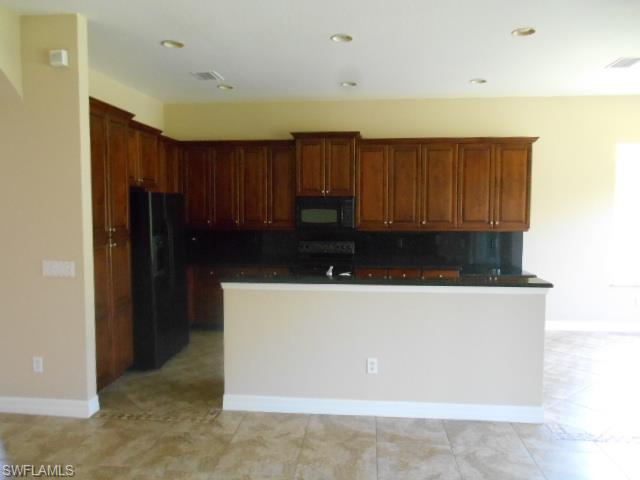 BOTANICA LAKES - Residential