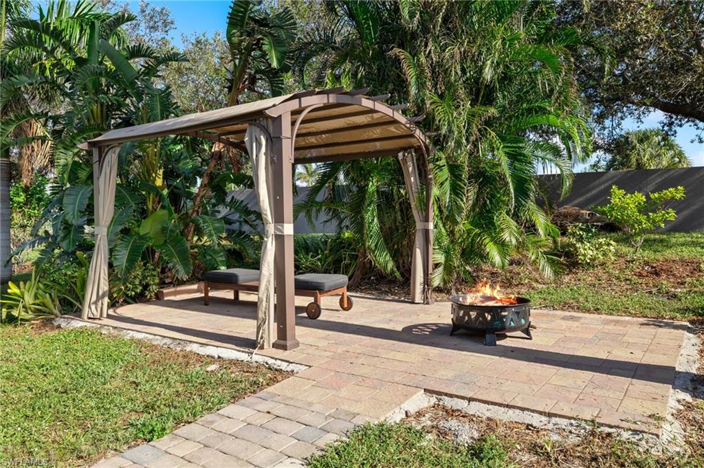 OAKMONT AT THE LAKES - Residential