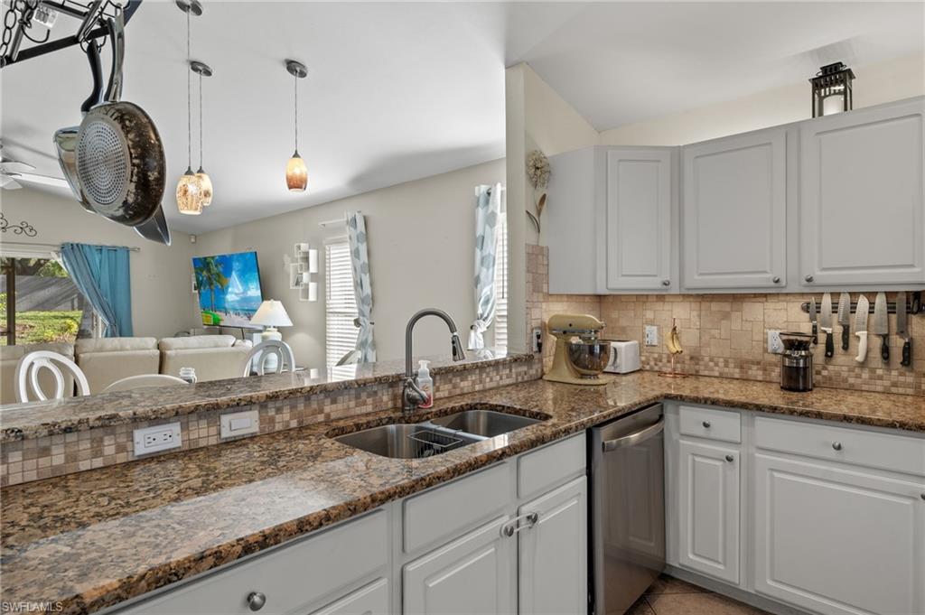 OAKMONT AT THE LAKES - Residential