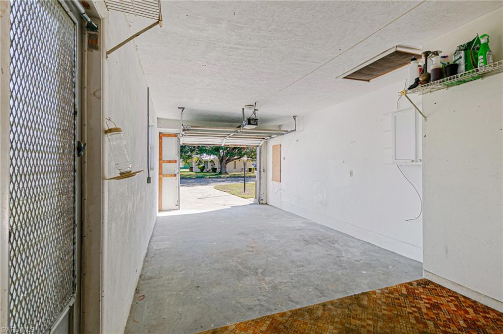 WILLOW LAKE - Residential