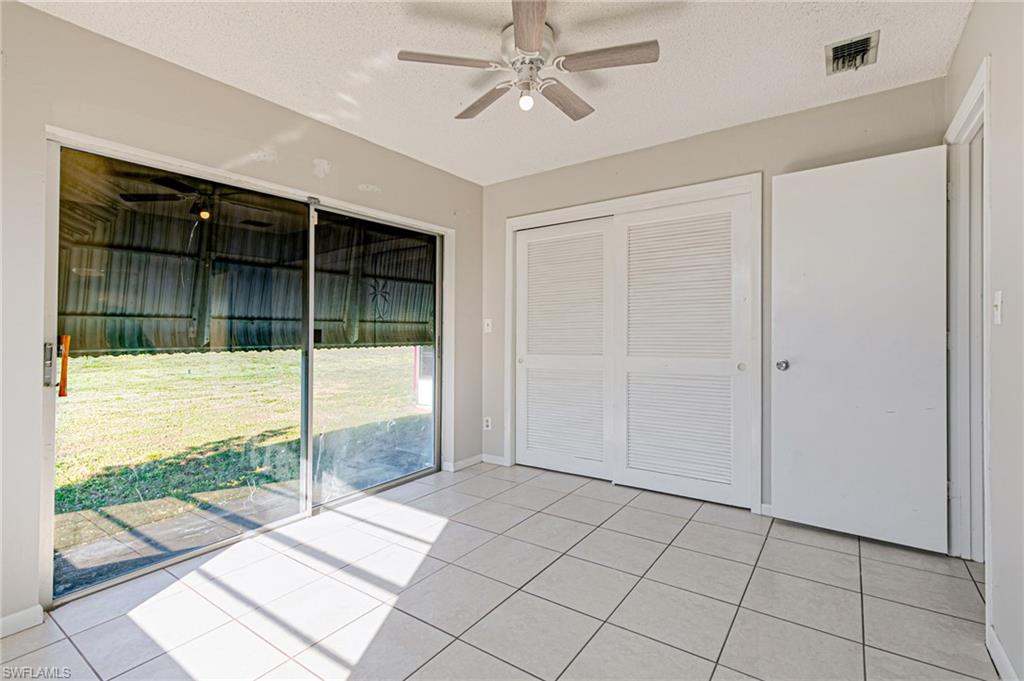 WILLOW LAKE - Residential