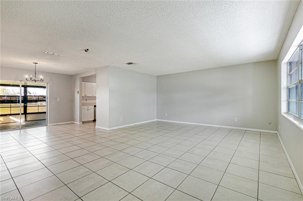 WILLOW LAKE - Residential