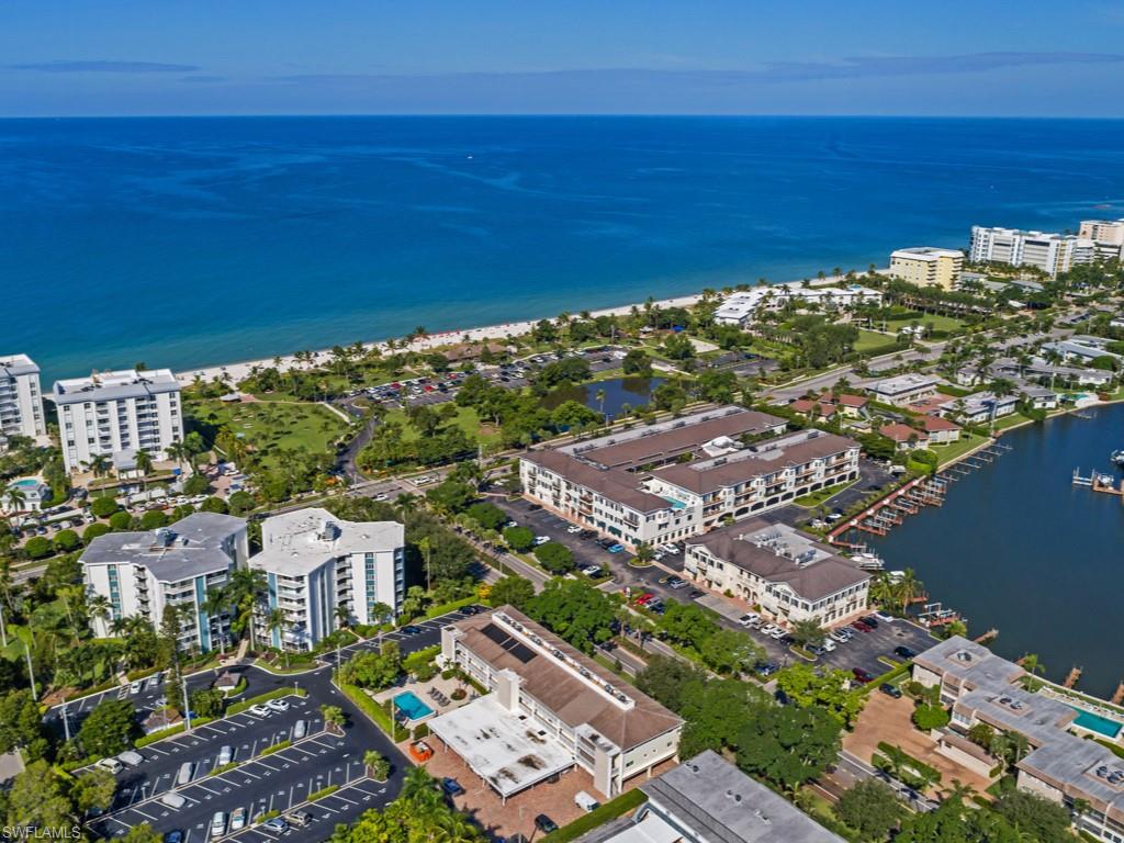 CALUSA CLUB - Residential
