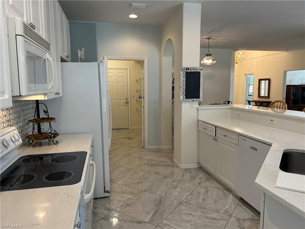 9888 Colonial WALK N