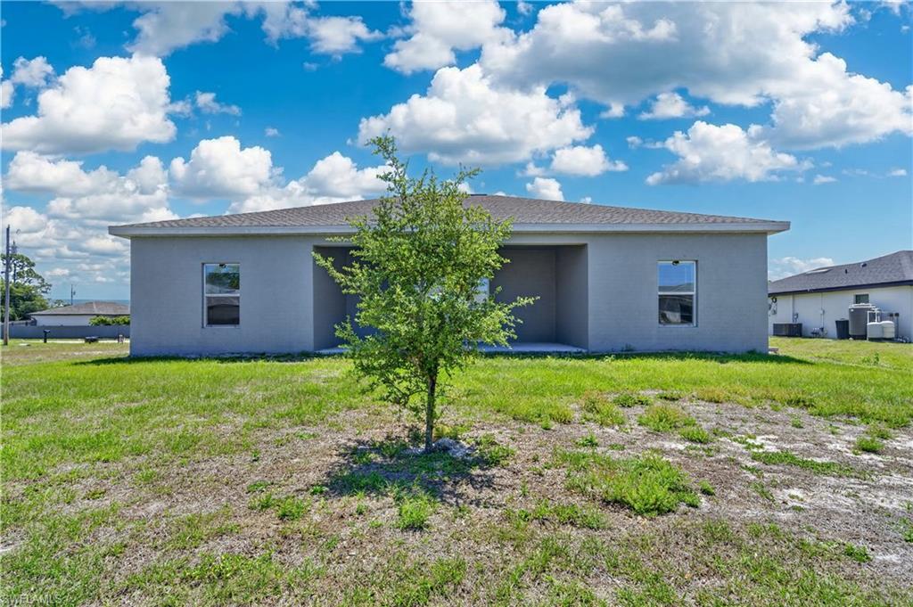 CAPE CORAL - Residential