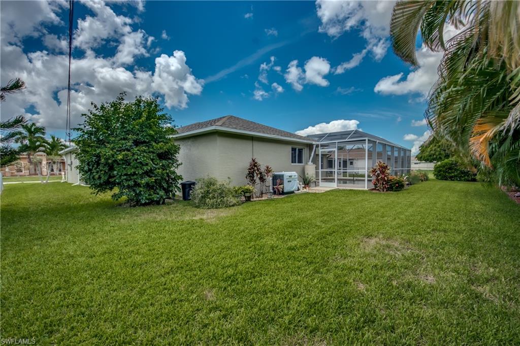 CAPE CORAL - Residential