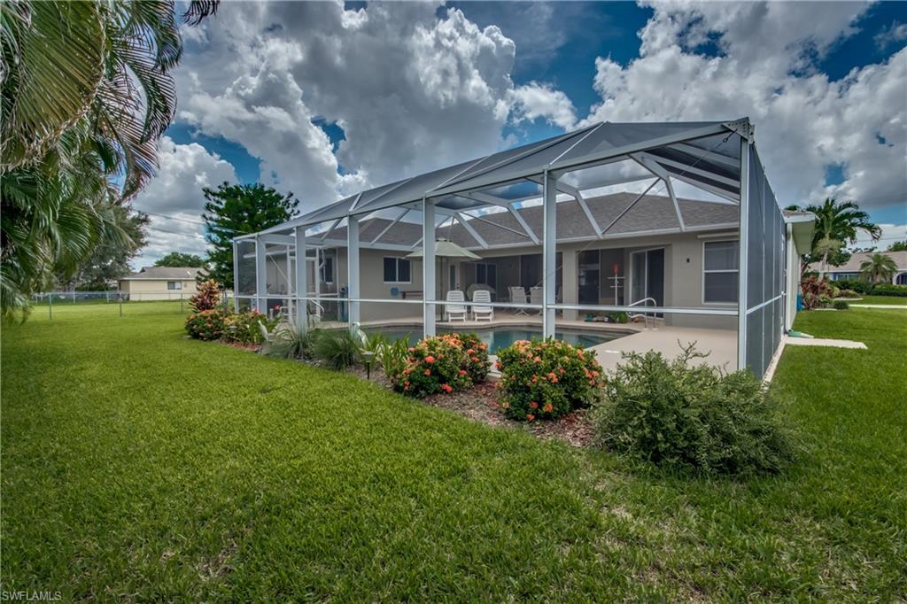 CAPE CORAL - Residential