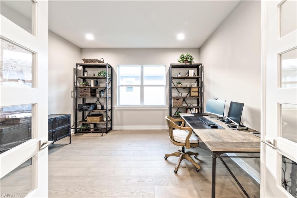 ISLES OF COLLIER PRESERVE - Residential