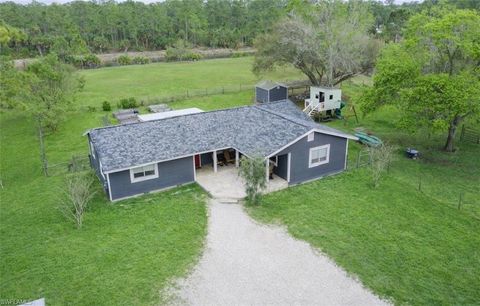 2210 20th AVE NE NAPLES FL 34120