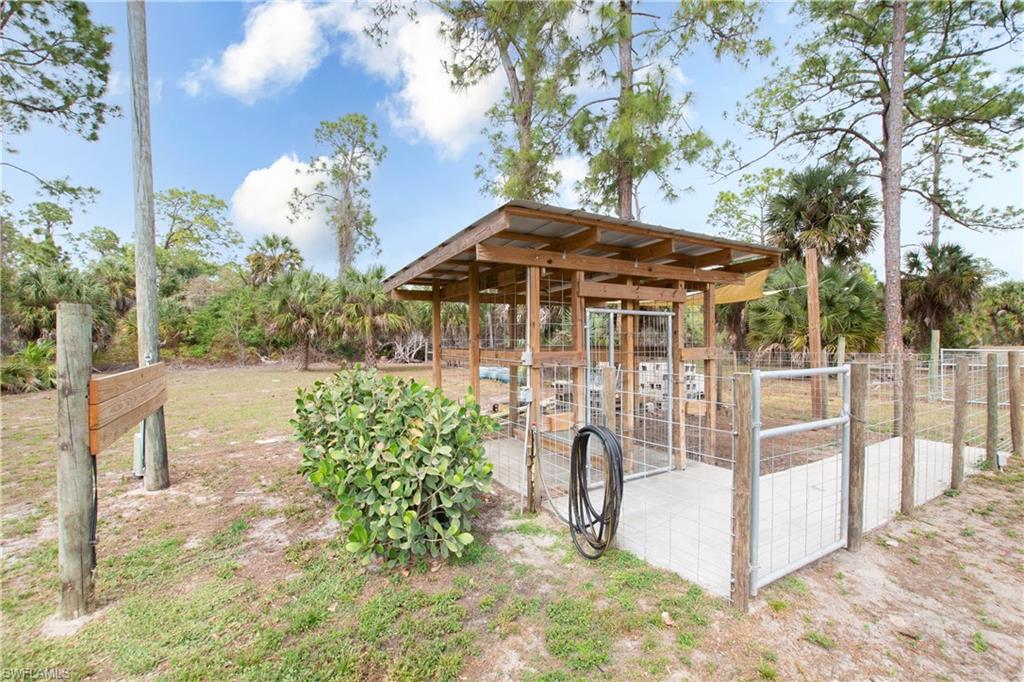 GOLDEN GATE ESTATES - Residential