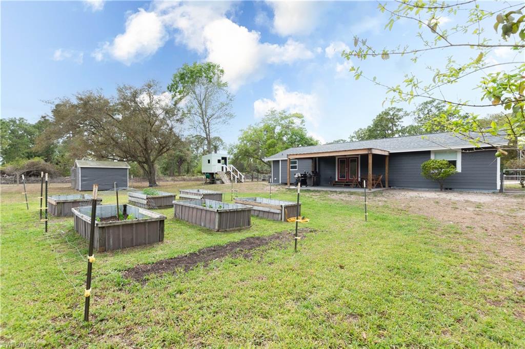 GOLDEN GATE ESTATES - Residential