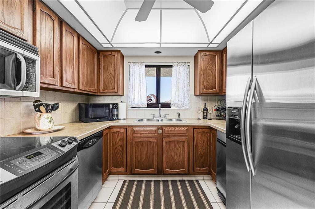 STEAMBOAT BEND EAST - Residential